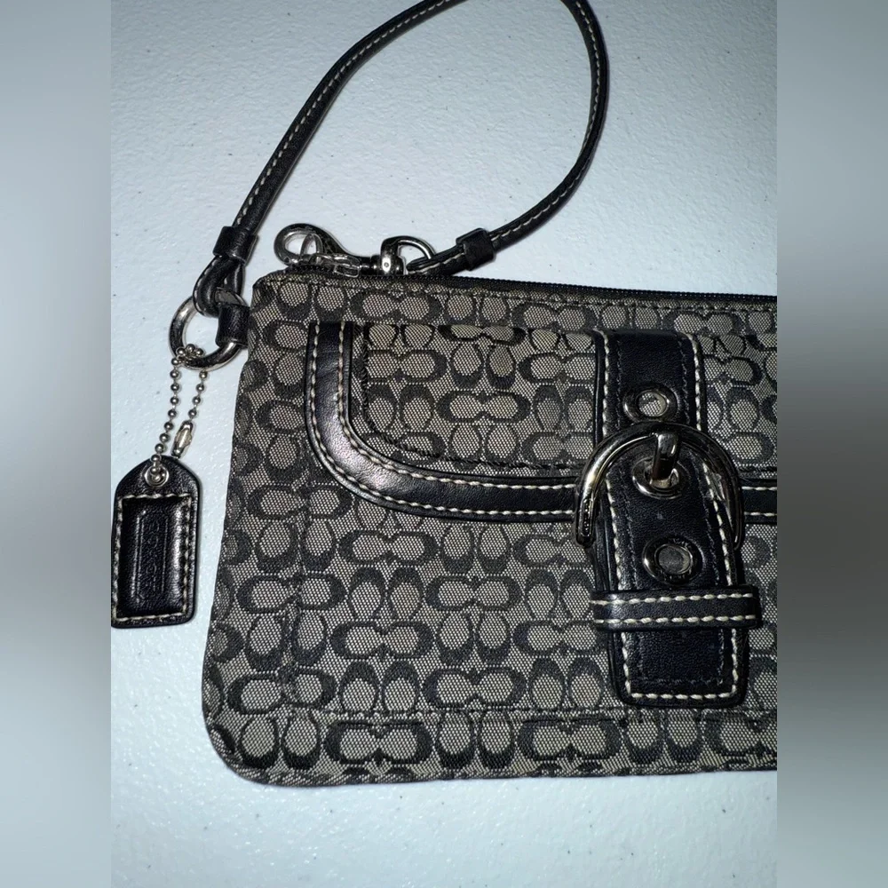 Coach Black Signature Mini C Soho Jacquard Canvas Buckle Clutch Wristlet Wallet